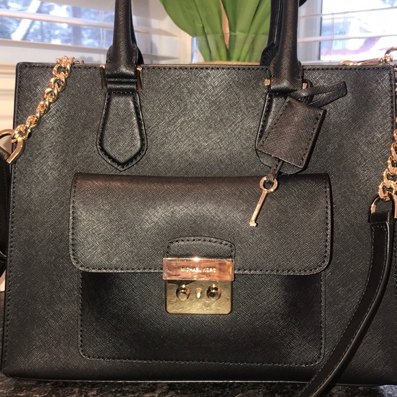 NWT Michael Kors black Bridgette tote - Picture 2 of 6
